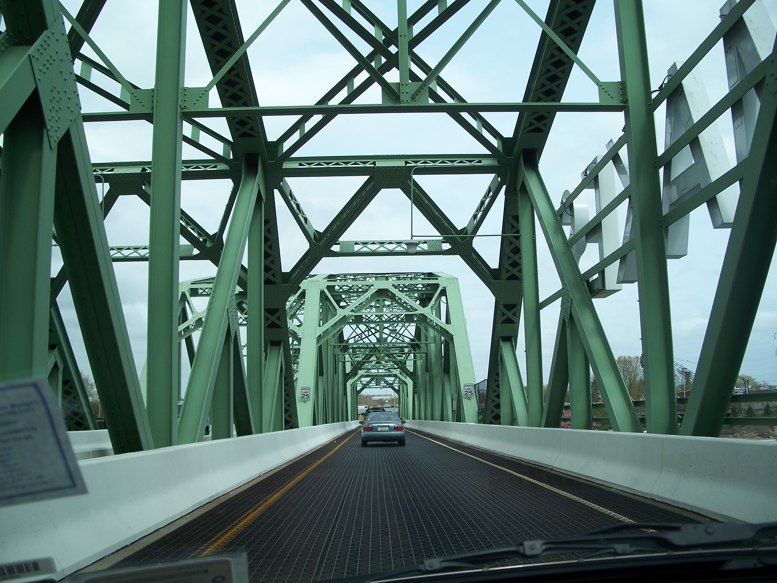 Lower TrentonMorrisville Bridge